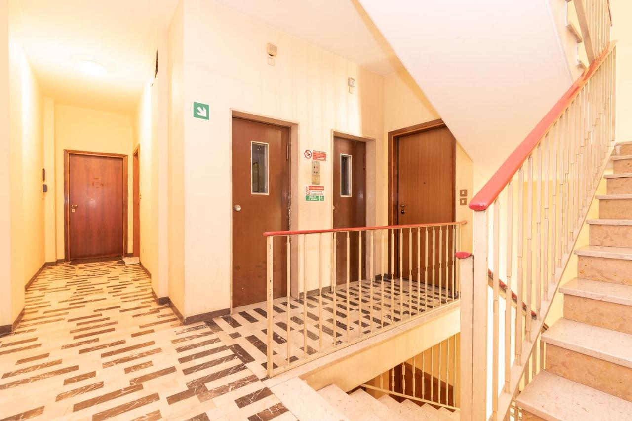 Ospedale Civile 1 - F&L Apartment เบรเชีย ภายนอก รูปภาพ